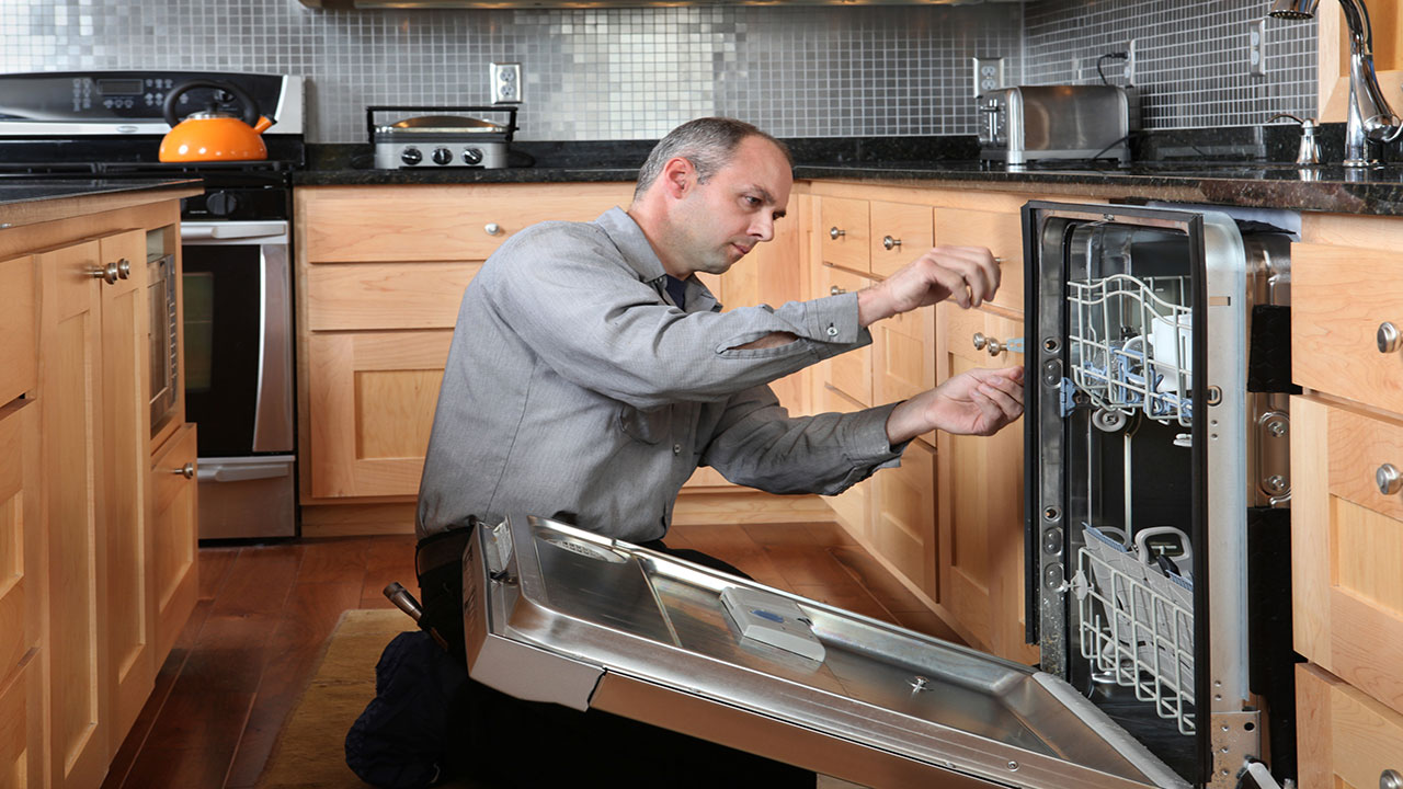tips-on-making-the-most-of-your-fall-listing-make-any-necessary-repairs